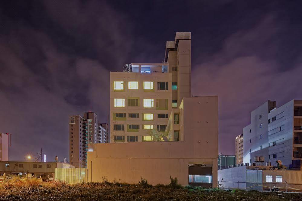 Hotel 7 טאיצ'ונג מראה חיצוני תמונה